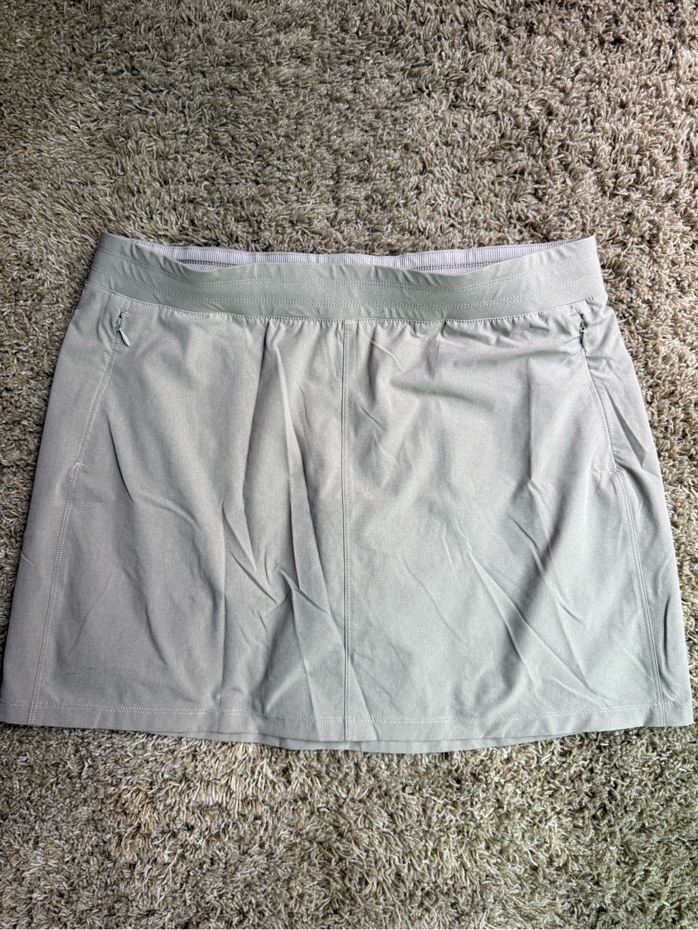 Kuhl Light Gray Women’s Athletic Skort - Comfortable Everyday Wear